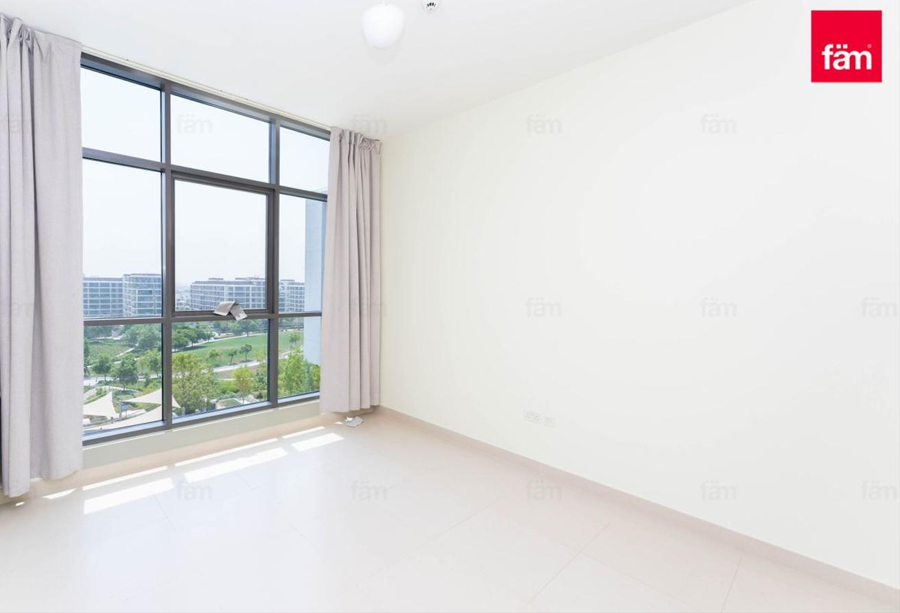 Best Price | Vacant | Spacious 3 B/R + Maids Room photo 8