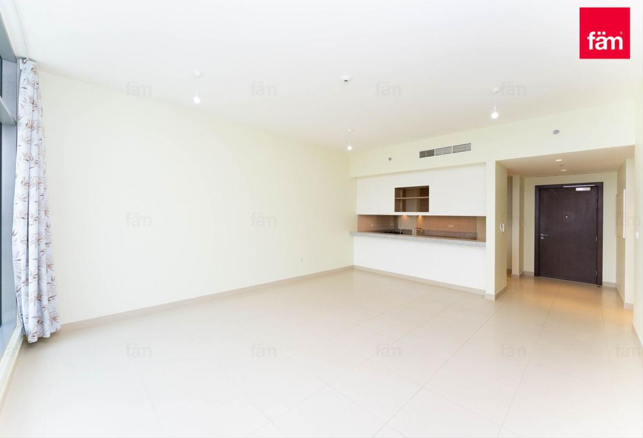 Best Price | Vacant | Spacious 3 B/R + Maids Room photo 3