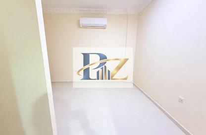 Apartment - Studio - 1 for rent in Muwailih Building - Muwaileh - Sharjah Apartment - Studio - 1 for rent in Muwailih Building - Muwaileh - Sharjah