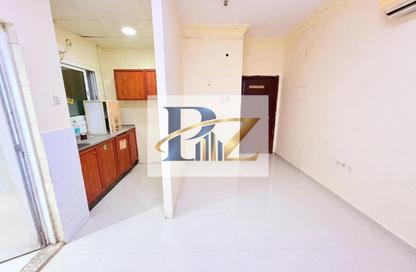 Apartment - Studio - 1 for rent in Muwailih Building - Muwaileh - Sharjah Apartment - Studio - 1 for rent in Muwailih Building - Muwaileh - Sharjah