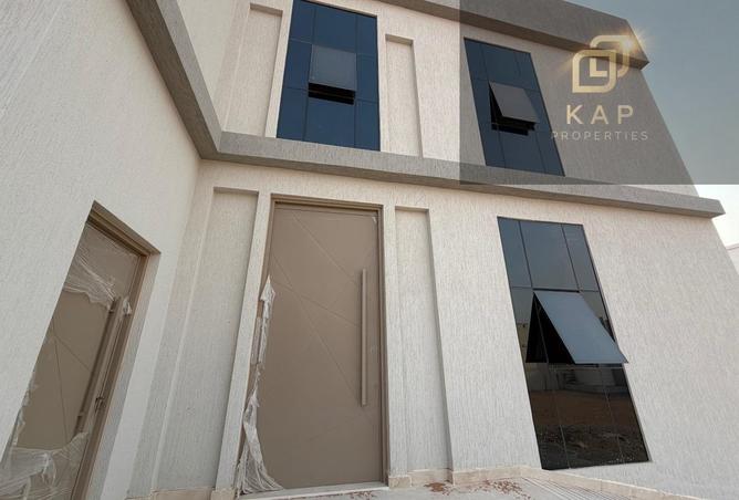 120161642 - Property Main Image