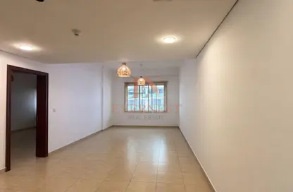 شقة - غرفة نوم - 2 حمامات للبيع في طراز أوروبي - مساكن القناه المائية - مدينة دبي الرياضية - دبي