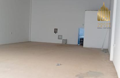 Warehouse - Studio - 4 Bathrooms for sale in Al Sajaa Industrial - Al Sajaa - Sharjah