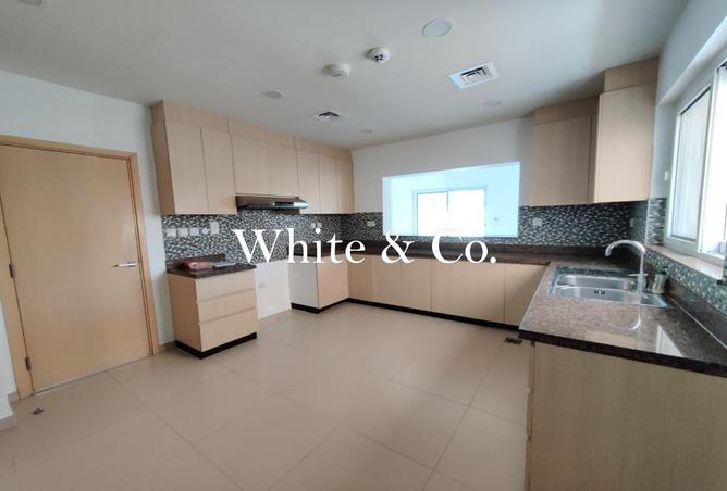 57370141 - صورة العقار 2