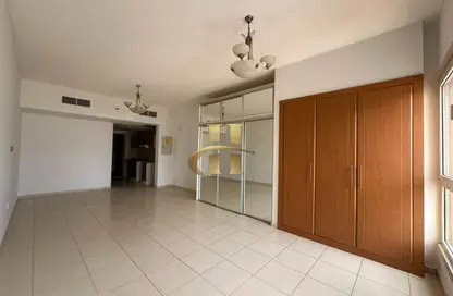 Apartment - 1 Bathroom for rent in Lavender 1 - Emirates Gardens 1 - District 13 - Jumeirah Village Circle - Dubai