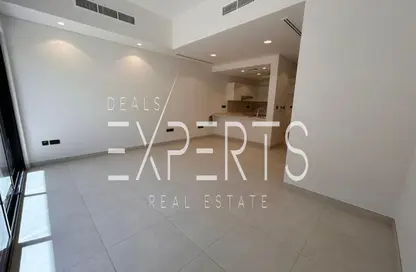 Townhouse - 3 Bedrooms - 4 Bathrooms for sale in Aldhay at Bloom Gardens - Bloom Gardens - Al Salam Street - Abu Dhabi Townhouse - 3 Bedrooms - 4 Bathrooms for sale in Aldhay at Bloom Gardens - Bloom Gardens - Al Salam Street - Abu Dhabi