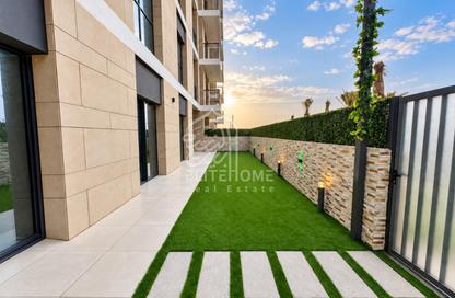 Apartment - 4 - 4 for sale in Jawaher Residences 1 - Jawaher Residences - Maryam Island - Al Khan - Sharjah