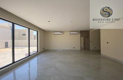 Villa - 3 Bedrooms - 5 Bathrooms for rent in Al Aweer 1 - Al Aweer - Dubai Villa - 3 Bedrooms - 5 Bathrooms for rent in Al Aweer 1 - Al Aweer - Dubai