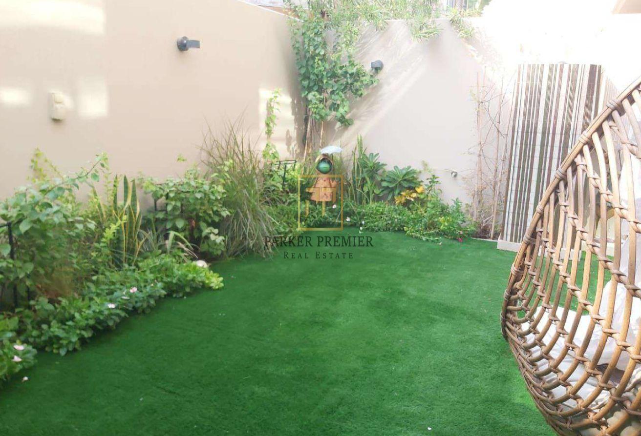4BR + Maids | White Goods | Middle Unit | Rooftop photo 6