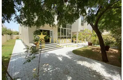 Villa - 4 Bedrooms - 4 Bathrooms for rent in Umm Suqeim 1 Villas - Umm Suqeim 1 - Umm Suqeim - Dubai