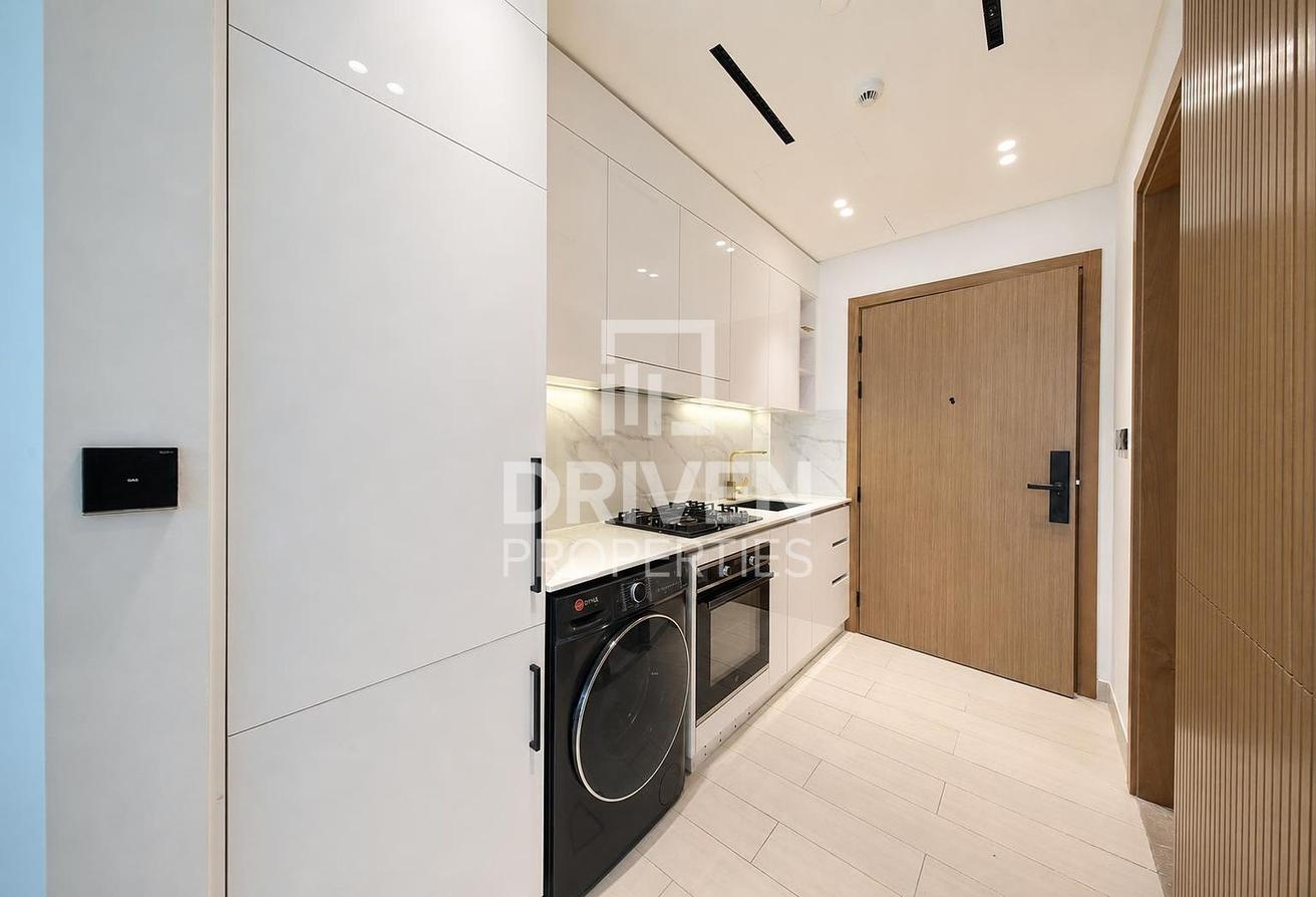Modern Layout | Boulevard View | Prime Amenities photo 8