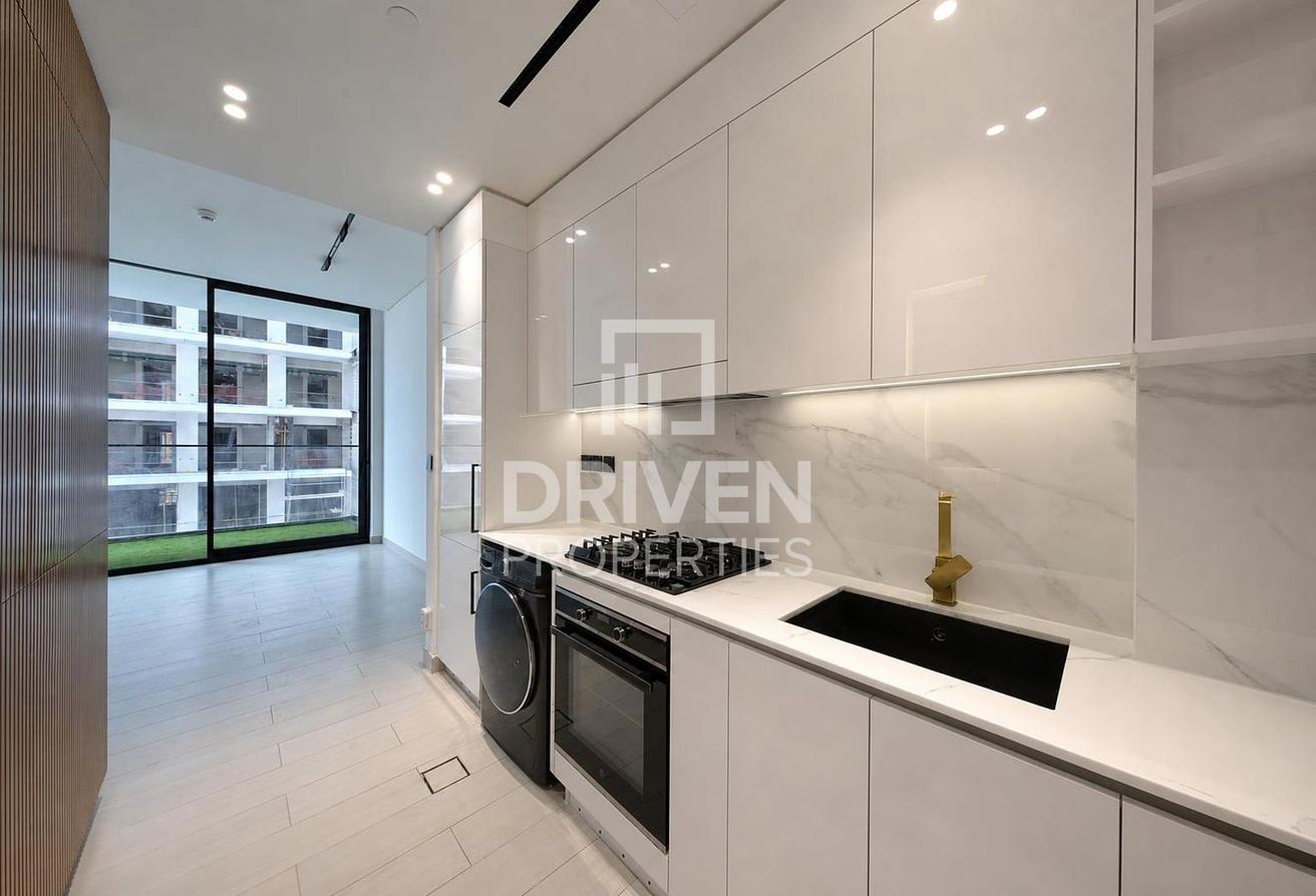 Modern Layout | Boulevard View | Prime Amenities photo 7