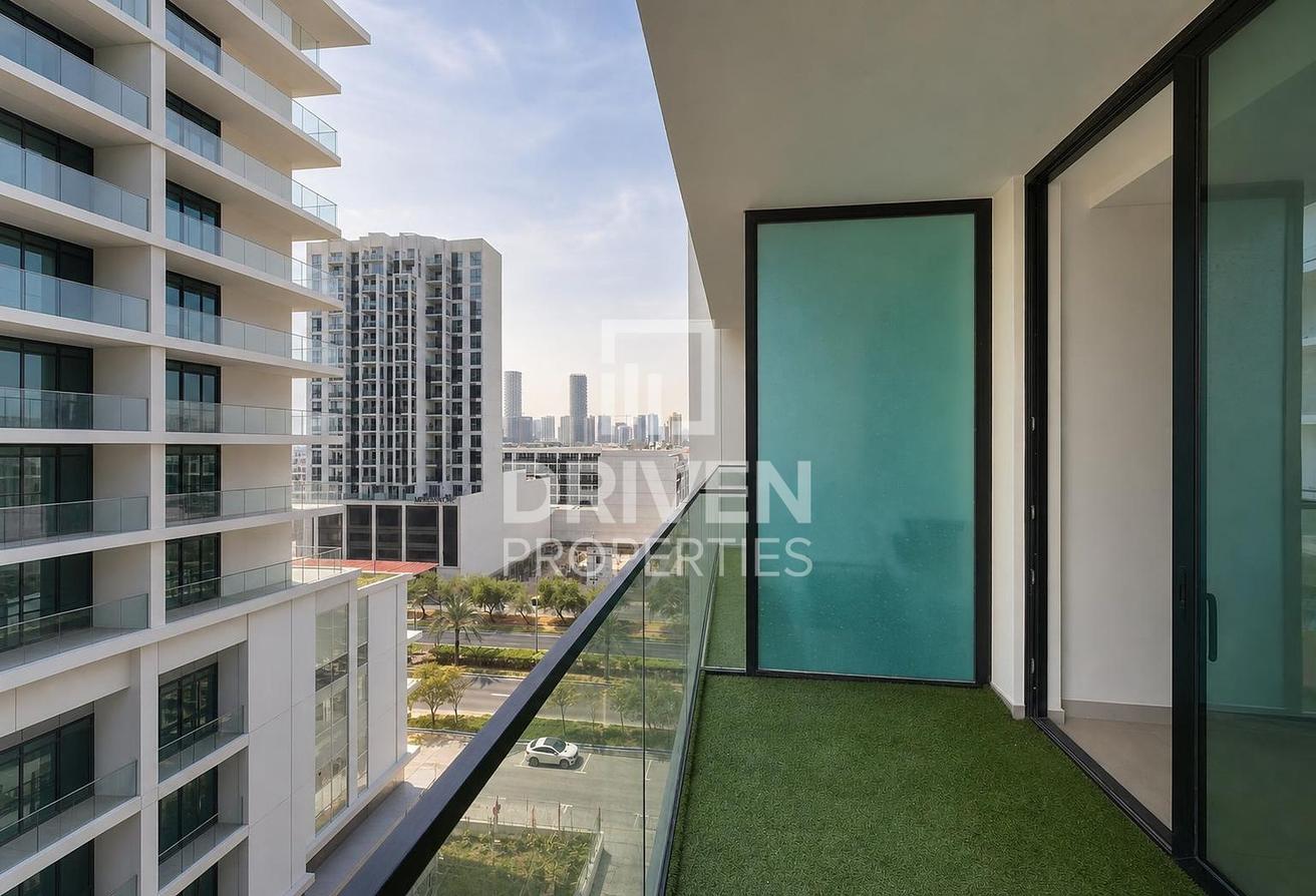 Modern Layout | Boulevard View | Prime Amenities photo 12