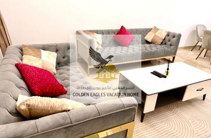 Apartment - 2 Bedrooms - 2 Bathrooms for rent in Al Khan Corniche - Al Khan - Sharjah Apartment - 2 Bedrooms - 2 Bathrooms for rent in Al Khan Corniche - Al Khan - Sharjah