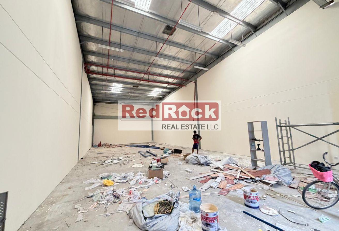 2400 Sqft Open Layout Warehouse for Rent