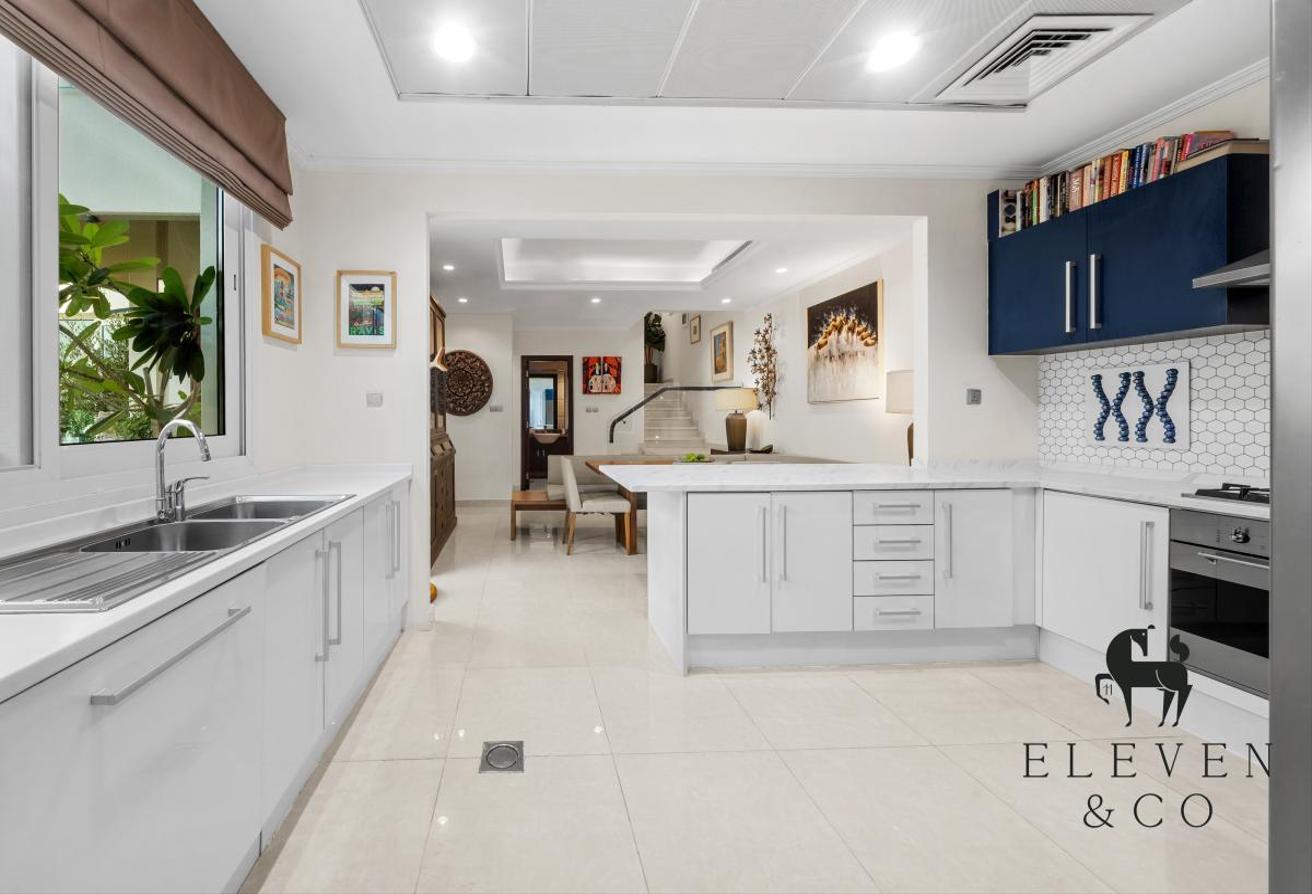 Exclusive | Extended | 3/4 Bed Villa photo 3