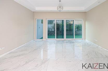 Villa - 5 Bedrooms - 6 Bathrooms for rent in Mirdif Villas - Mirdif - Dubai