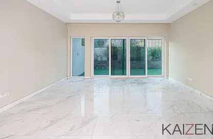 Villa - 5 Bedrooms - 6 Bathrooms for rent in Mirdif Villas - Mirdif - Dubai Villa - 5 Bedrooms - 6 Bathrooms for rent in Mirdif Villas - Mirdif - Dubai