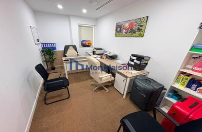 Business Centre - Studio - 2 Bathrooms for rent in Al Warsan Building - Barsha Heights (Tecom) - Dubai Business Centre - Studio - 2 Bathrooms for rent in Al Warsan Building - Barsha Heights (Tecom) - Dubai