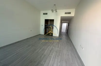 Apartment - Studio - 1 Bathroom for rent in Z1 Tower - Majan - Dubai Land - Dubai