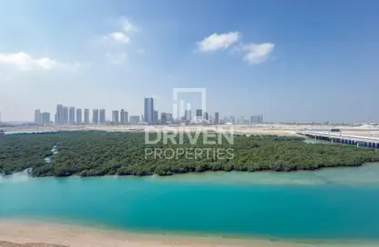 Apartment - 4 Bedrooms - 5 Bathrooms for rent in Al Qurm View - Shams Abu Dhabi - Al Reem Island - Abu Dhabi