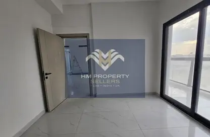 Apartment - 3 Bedrooms - 5 Bathrooms for rent in Equiti Arcade - Al Furjan - Dubai