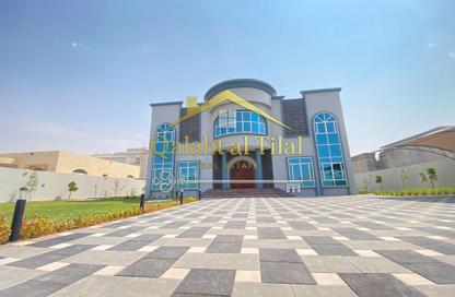 Villa - 4 Bedrooms - 7 Bathrooms for rent in Al Suyoh 5 - Al Suyoh - Sharjah