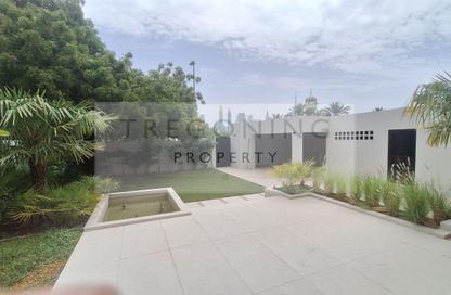 Villa - 5 Bedrooms - 5 Bathrooms for rent in Jumeirah 1 Villas - Jumeirah 1 - Jumeirah - Dubai