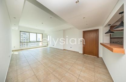 Apartment - 2 Bedrooms - 3 Bathrooms for rent in Marina Residences 6 - Marina Residences - Palm Jumeirah - Dubai