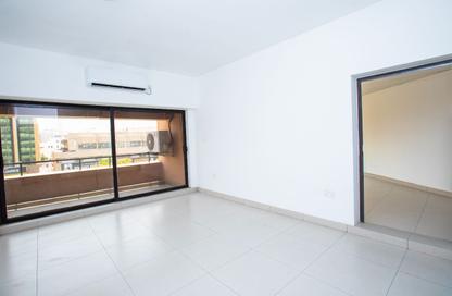 Apartment - 2 Bedrooms - 2 Bathrooms for rent in Al Karama - Dubai