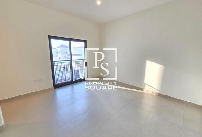 141453000 - Property Image 2