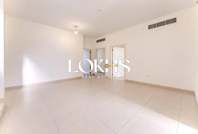142844156 - Property Image 3