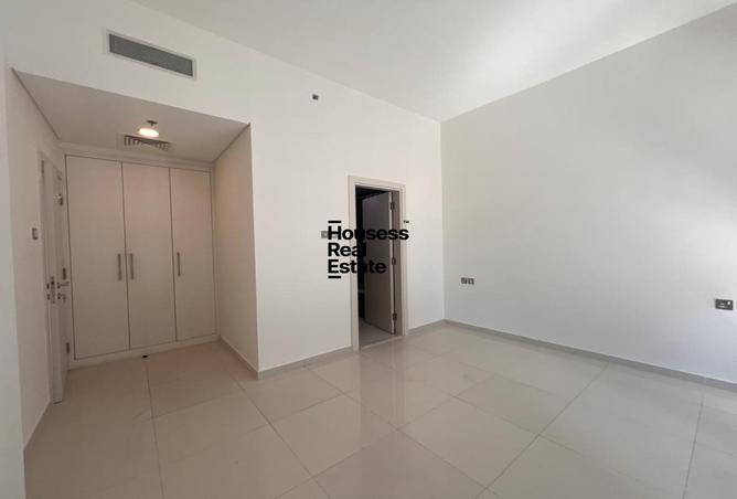 77385794 - Property Image 3