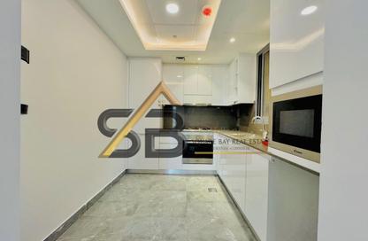 Apartment - 2 Bedrooms - 2 Bathrooms for rent in Kay 1 Building - Queue Point - Liwan - Dubai