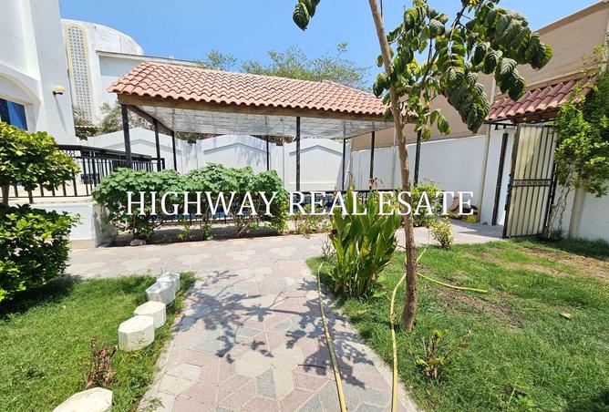 121973985 - Property Image 3