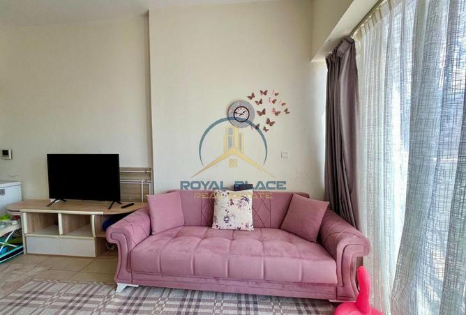 62065325 - Property Image 3