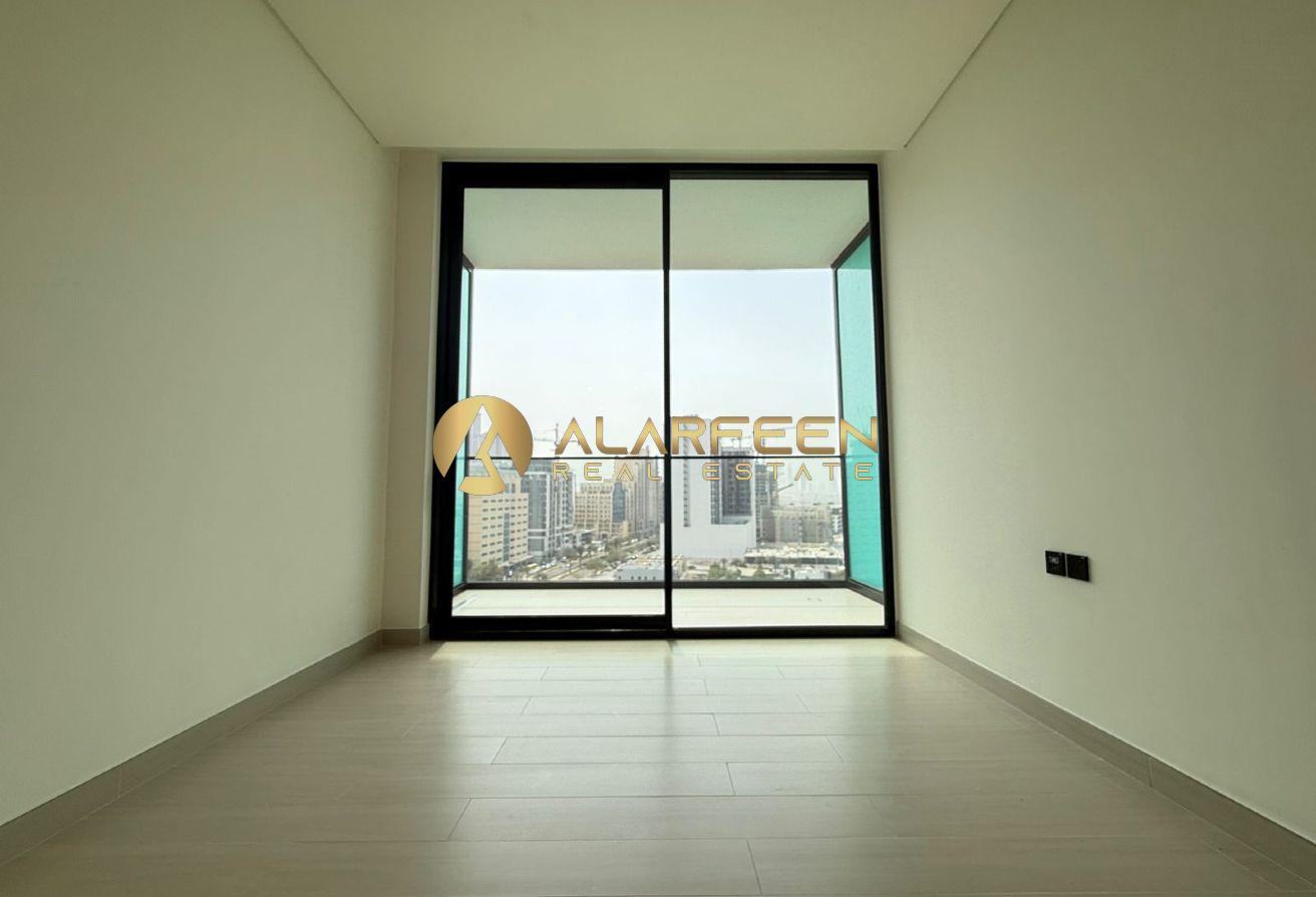 Unfurnished Studio | Binghatti Azure | Balcony photo 5