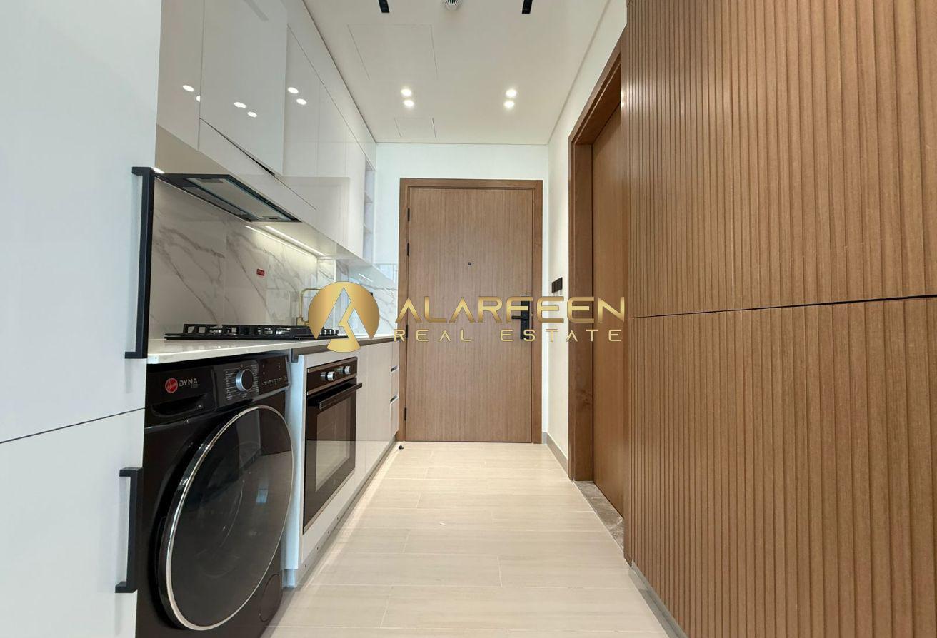Unfurnished Studio | Binghatti Azure | Balcony photo 7