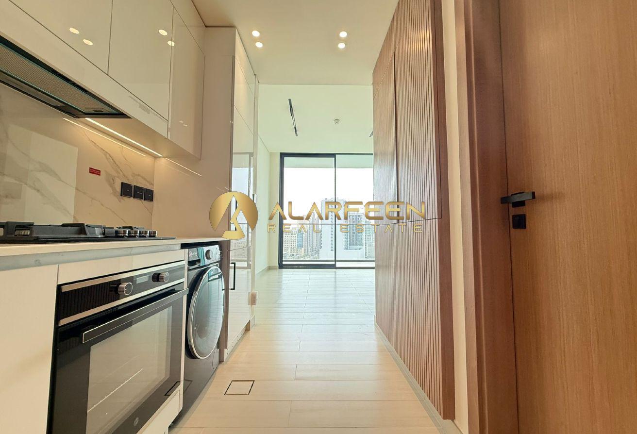 Unfurnished Studio | Binghatti Azure | Balcony photo 8