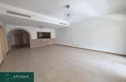 Apartment - 2 Bedrooms - 2 Bathrooms for rent in Al Anbara - Shoreline Apartments - Palm Jumeirah - Dubai Apartment - 2 Bedrooms - 2 Bathrooms for rent in Al Anbara - Shoreline Apartments - Palm Jumeirah - Dubai