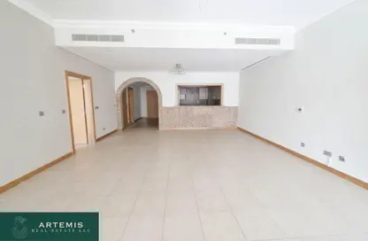 Apartment - 2 Bedrooms - 2 Bathrooms for rent in Al Anbara - Shoreline Apartments - Palm Jumeirah - Dubai Apartment - 2 Bedrooms - 2 Bathrooms for rent in Al Anbara - Shoreline Apartments - Palm Jumeirah - Dubai
