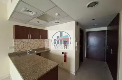 Apartment - 1 Bathroom for rent in Safeer Tower 2 - Safeer Towers - Business Bay - Dubai