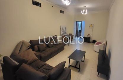 Apartment - 2 - 3 for sale in Burj Al Nujoom - Downtown Dubai - Dubai