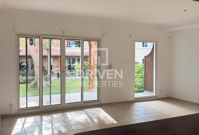 85764115 - Property Image 3