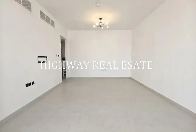 152369810 - Property Image 3
