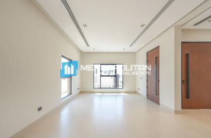 Villa - 5 Bedrooms - 6 Bathrooms for sale in Alreeman - Al Shamkha - Abu Dhabi