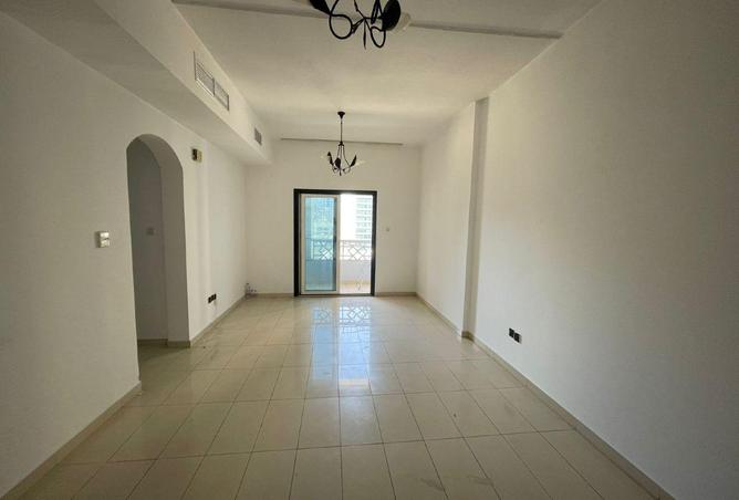 87895203 - Property Main Image