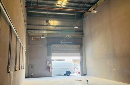 Warehouse - Studio - 1 for rent in Ras Al Khor Industrial 1 - Ras Al Khor - Dubai