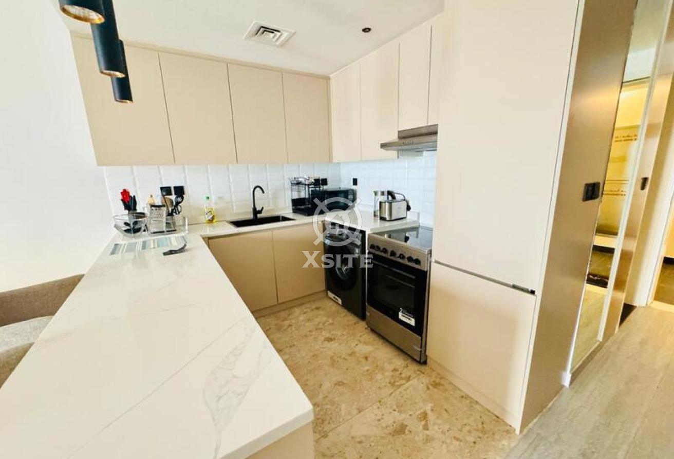 Ready to Move| Renovated |Spacious Layout photo 8