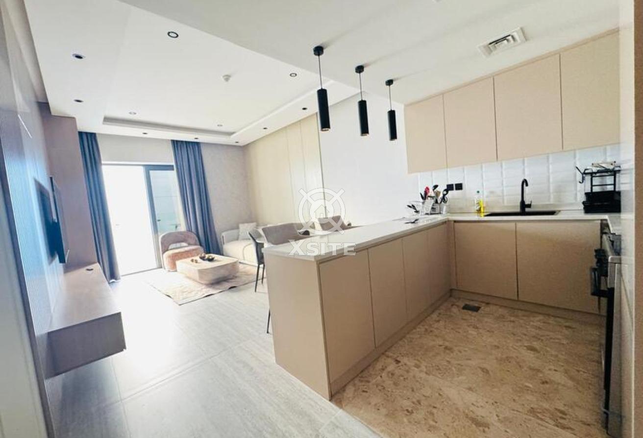 Ready to Move| Renovated |Spacious Layout photo 7